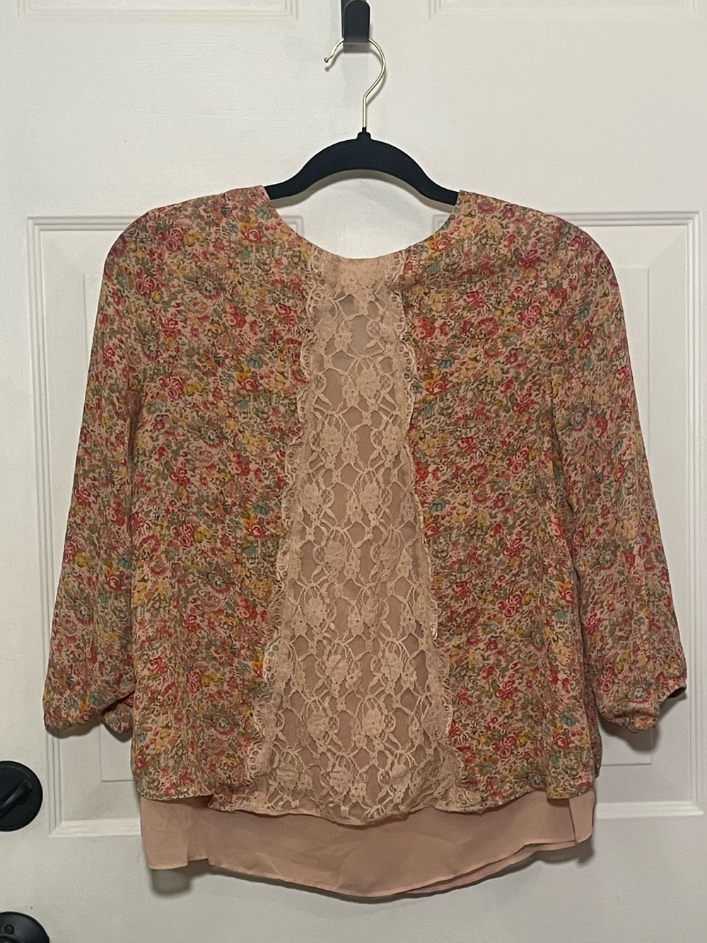 LC Lauren Conrad Pink Floral Lace-Panel Blouse